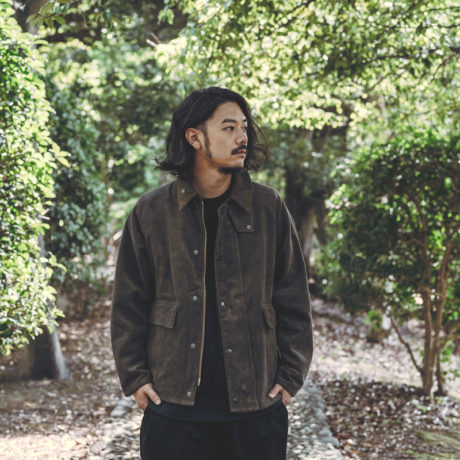 英国の老舗ブランドBarbourとのコラボ作品「DVERG」の新作ジャケット